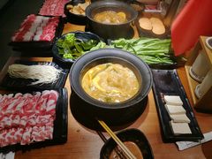 -呷哺呷哺(松北万象汇店)