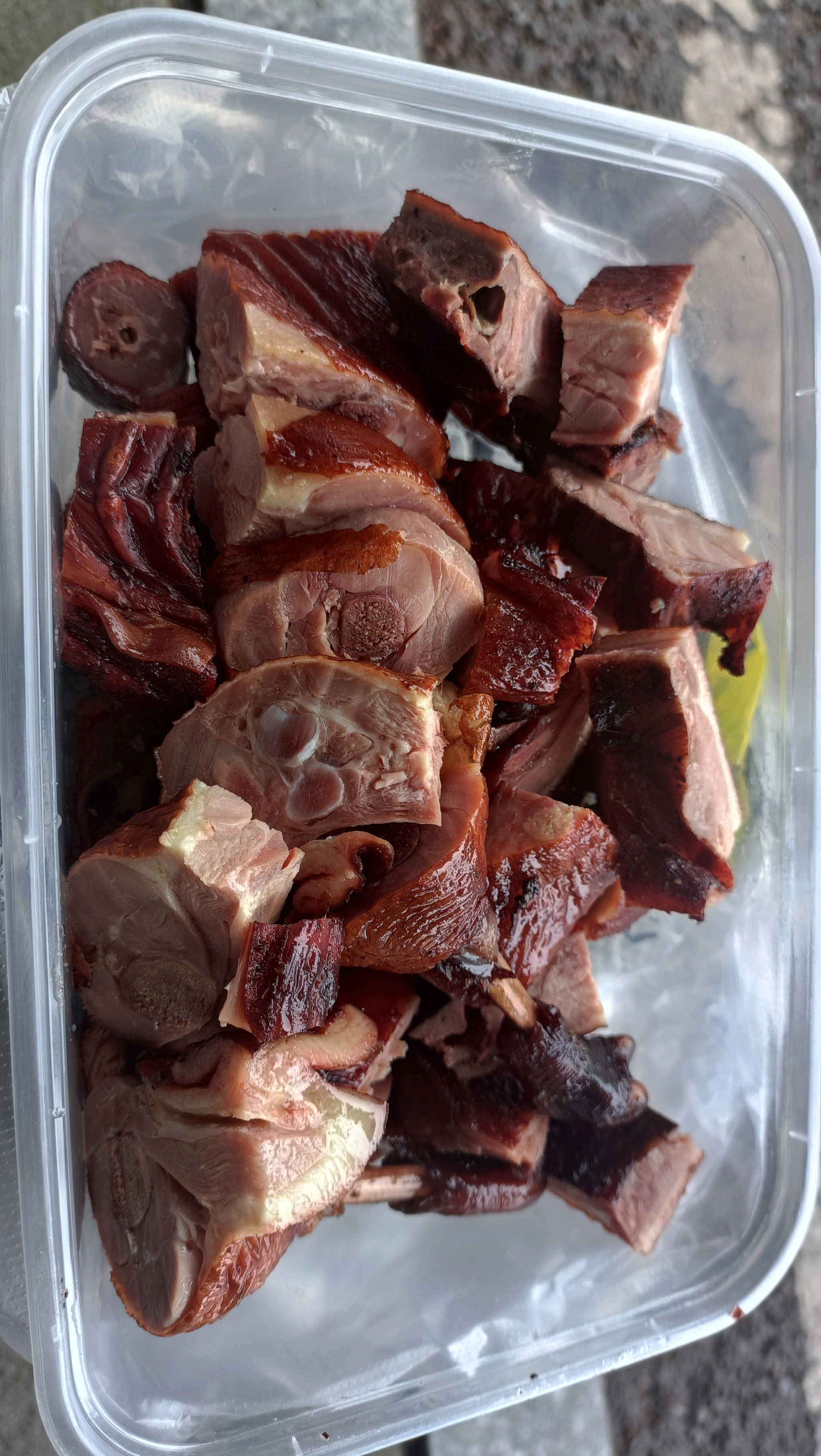 熏卤香味,忍不住要尝