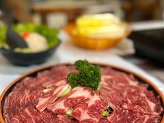 -鲜入围煮花胶鸡海鲜火锅