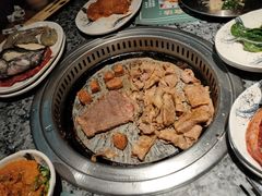 -阪尚皇·原切牛排·烤肉火锅自助(北京路店)