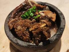 石锅黑椒牛仔骨-虾饺妹·粤式手工点心(水荫路店)
