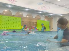 -龙格亲子游泳·水育早教运动中心(龙湾天街店)