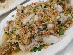 特色乡村风味鱼-香港新发烧腊茶餐厅(书城店)