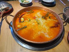 -洱火云南酸菜牛肉火锅(石景山当代商城店)