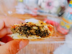 -白玉兰食品甜凤店(合生汇店)