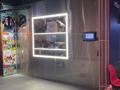 -VR+乐园·VR电竞·家庭亲子·密室逃脱·轰趴团建