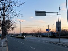 -Trainyard 炼·工场(中国国际贸易中心店)