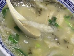 -明呈黄鱼面馆(斜土路店)