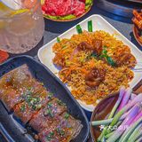 “天棒”人吃天棒火锅啊！太地道啦~
