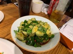 -唐伯虎新派湘菜馆(石夏时代广场店)
