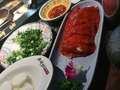 -老牌坊云南鱼豆花火锅(哈西万达店)
