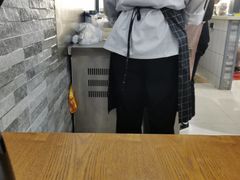 -黄阿姨锅贴大王(万航渡路店)