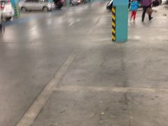 -欧尚超市苏州店停车场(金鸡湖路店)
