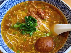 辣肉面-沪西老弄堂面馆(定西路店)