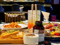 -STARRY CAFE & LOUNGE BAR(高新店)