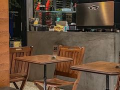 -CowCow其其·牛杂咖啡公司(六运店)