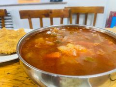 -敖特尔布里亚特美食坊(世纪花苑店)