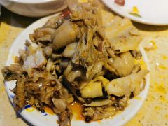 -火辣辣美蛙鱼头自助火锅(仁和路店)