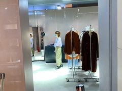 店内环境-Acne Studios(芮欧百货店)