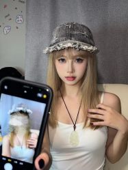 -HAIR HERE造型