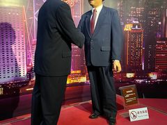 -金石蜡像馆