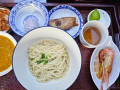 -百年老字号·观振兴蟹黄面·三虾面·苏式面(观前街富仁坊巷店)