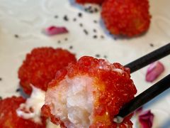 杨梅鳕鱼球-柳莺湖上·湖景餐厅·江南菜(西湖店)