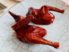 脆皮妙龄鸽-新荣记(新源南路店)