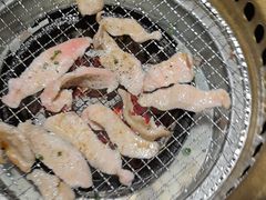 -山川小町·极番烧肉(新地假日广场店)