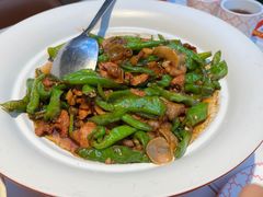 -阿瓦山寨·湘菜现炒·剁椒鱼头王(咸阳总店)