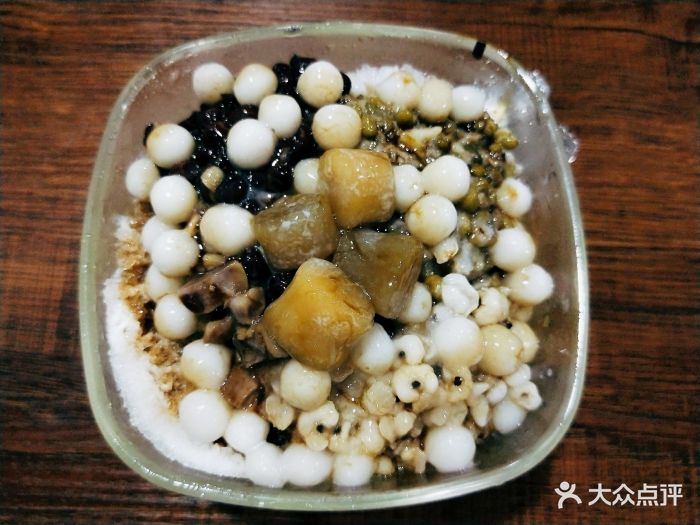 台湾黑糖刨冰黑糖汤圆刨冰图片 - 第3张