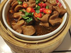 -喜悦小串丹东小黄牛海鲜烧烤大排档(民主广场店)