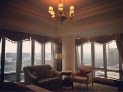 -广州富力丽思卡尔顿酒店