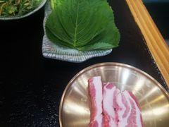 -臻牛烤肉