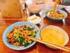 -陈八两面家(华孚写字楼店)