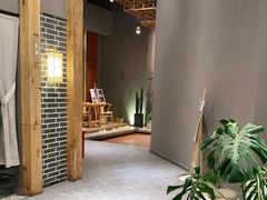 -墨居上隐·院子里火锅(峨眉店)