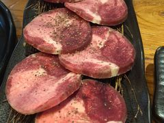 雪花精品牛舌-黑牛の店·和牛烧肉(大悦城店)