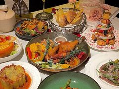 -Mogul Eatery·大亨餐酒馆