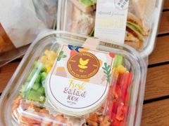 熏鸡蔬菜沙拉-罗森尼娜(德思勤店)