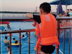 -东湖欢乐水世界