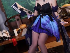 -米游妙妙屋cosplay换装自拍摄影体验馆