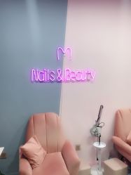 -M Nails & Beauty美甲美睫美体