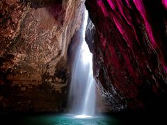 -华蓥山天意谷景区