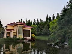 -上海怡沁园度假酒店
