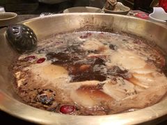 -小龙坎火锅(湖滨银泰in77店)