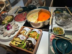 -椰子湾·海南火锅·糟粕醋·椰子鸡(正大广场店)