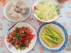 -鲸鱼妈妈月嫂/育婴师定制