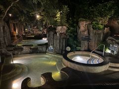 -海口观澜湖火山温泉谷