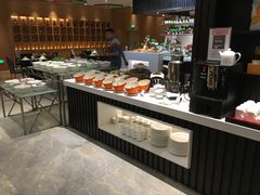 自助调料区-荆州绿地铂骊酒店·铂雅全日自助餐厅