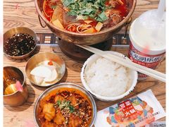 -成都你六姐·牛肉冒菜(上海环宇荟店)